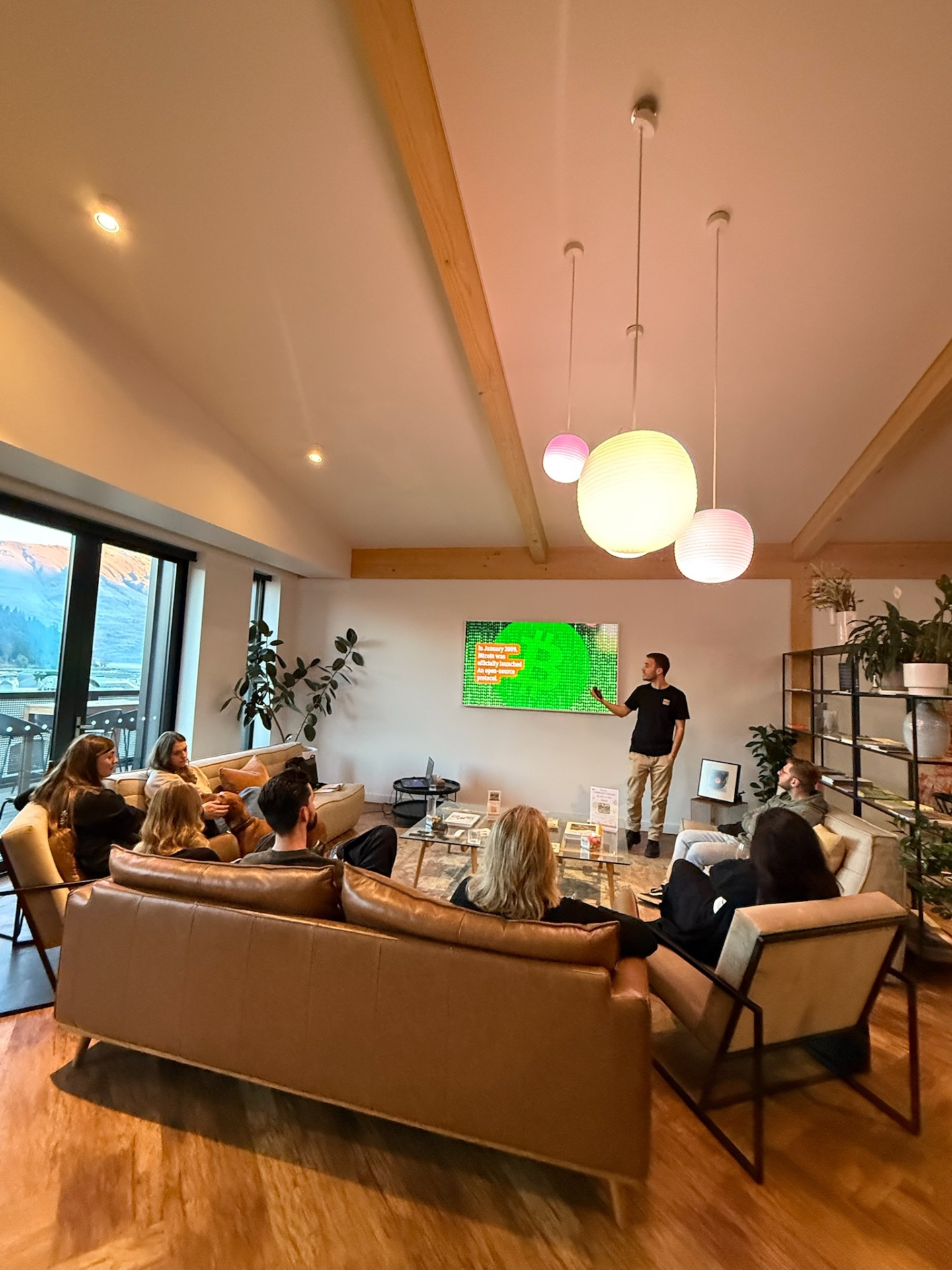 Bitcoin Journey living-room session, mountain view
